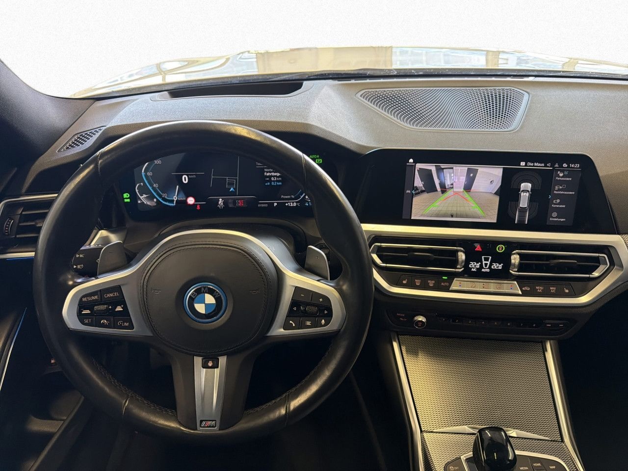 BMW 330e Touring M Sport AHK,Pano,HuD,HiFi,Kam,St+Go foto 14