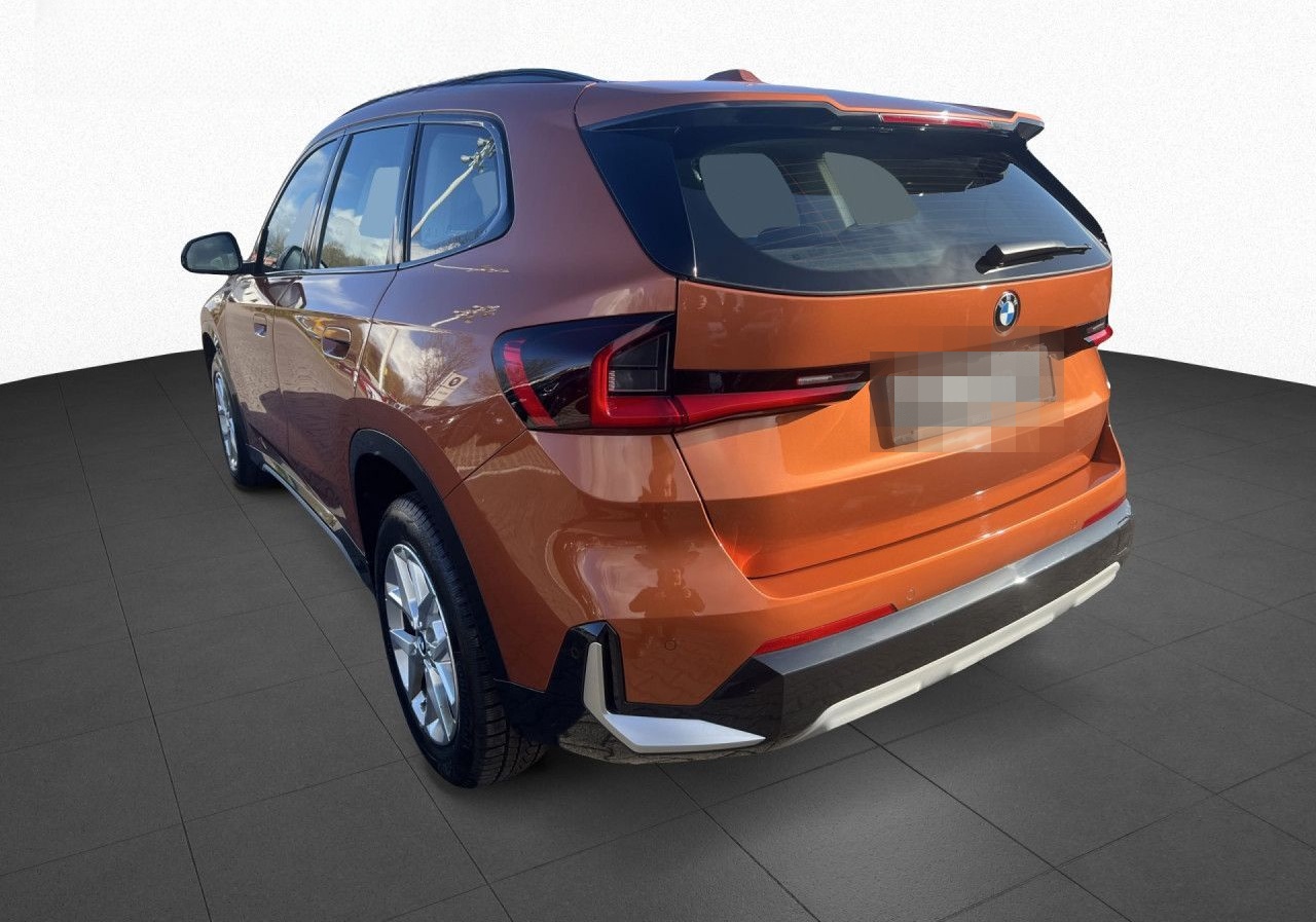 BMW X1 sDrive18d xLine HuD,St+Go,Pano,H/K,PA+,DAProf foto 6