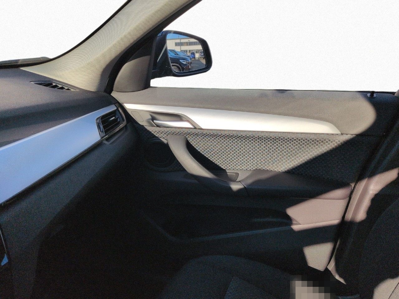 BMW X1 xDrive18d Navi Stop+Go LED Parkassis SHZ PDC foto 11