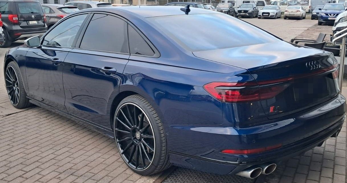 Audi S8 4.0 TFSI quattro foto 3