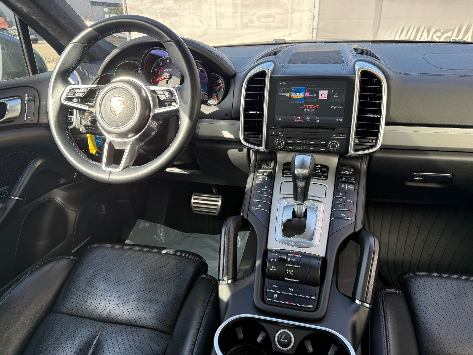 Porsche CAYENNE GTS PANO SPORT-DESIGN 1.HAND LEDER foto 17