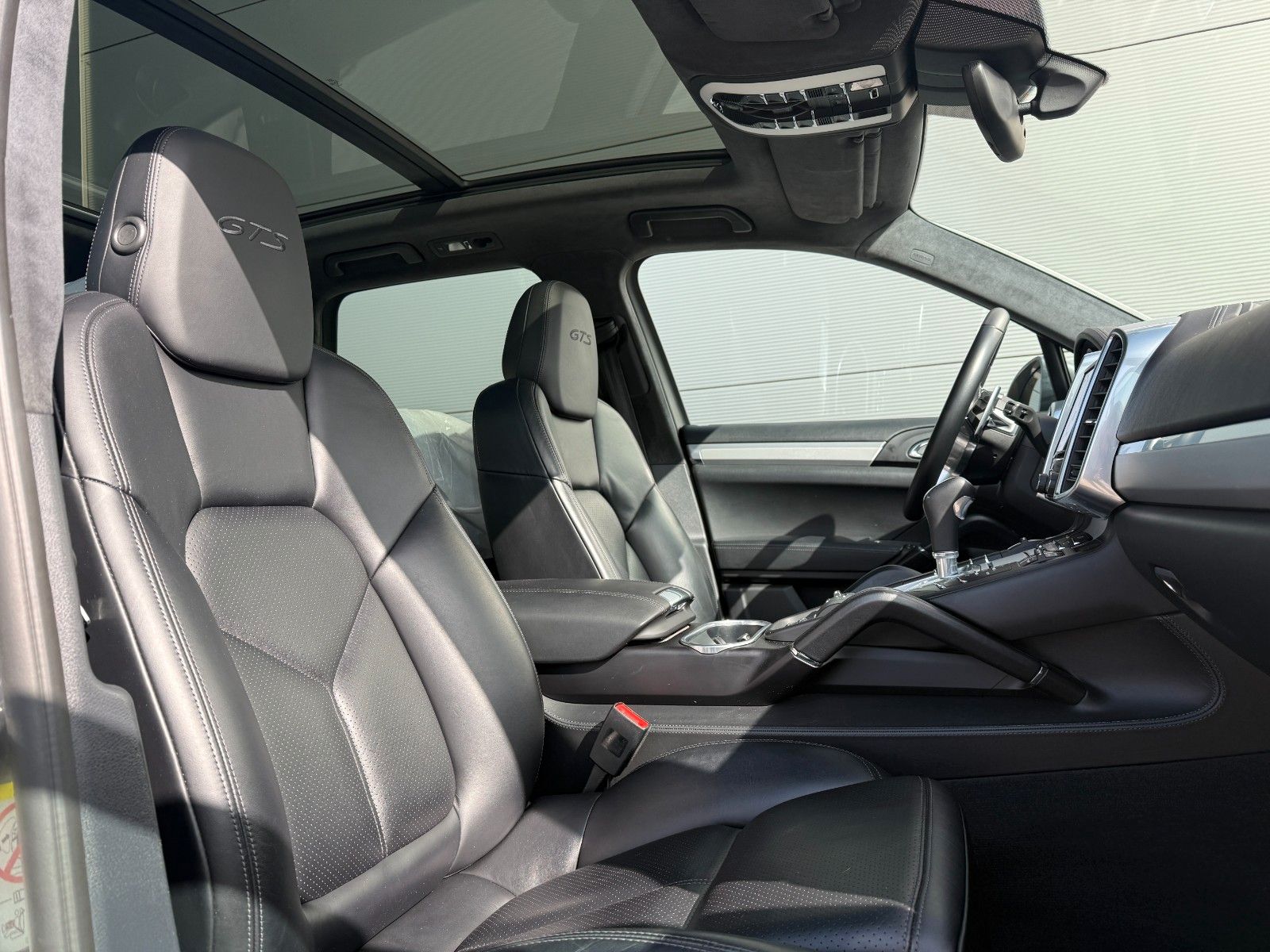 Porsche CAYENNE GTS PANO SPORT-DESIGN 1.HAND LEDER foto 20