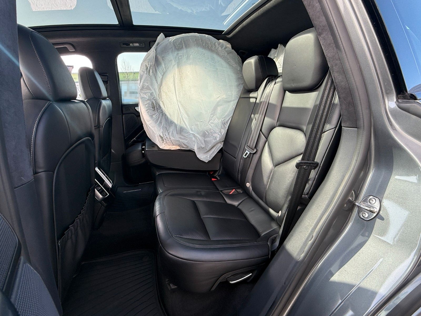 Porsche CAYENNE GTS PANO SPORT-DESIGN 1.HAND LEDER foto 23