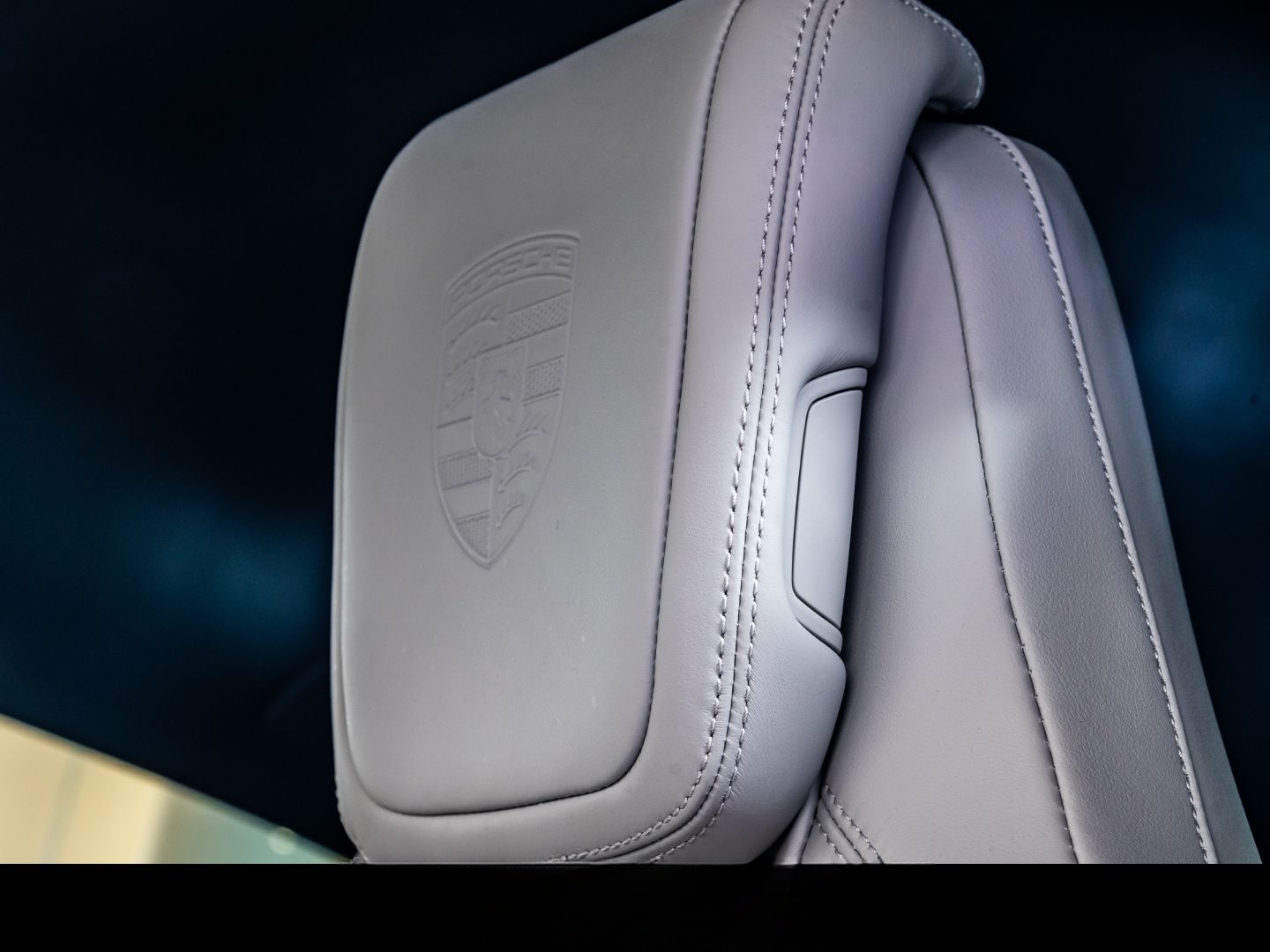 Porsche Macan Luft AR-HeadUp DriveAssist Volllederpaket foto 19