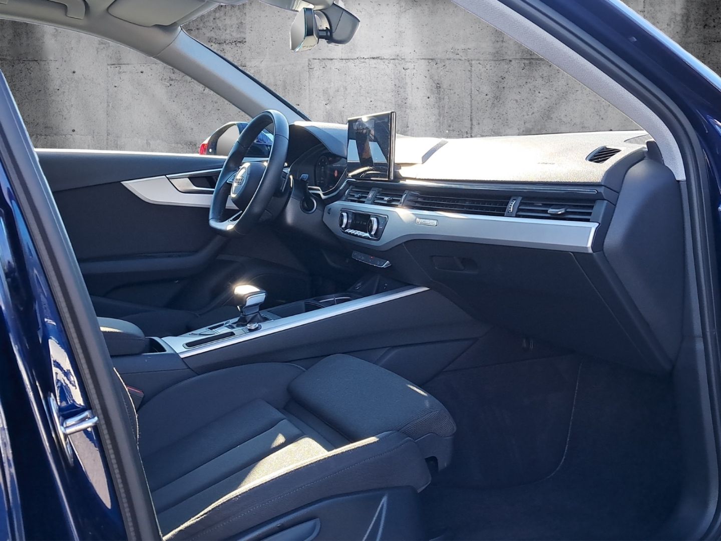 Audi A4 allroad quattro 40 TDI AHK-klappbar Navi Digi foto 15