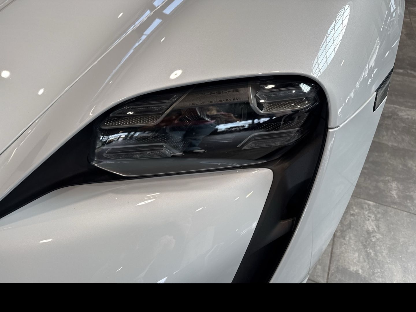 Porsche Taycan 4S Clubleder HA-Lenkung InnoDrive Head-Up foto 13