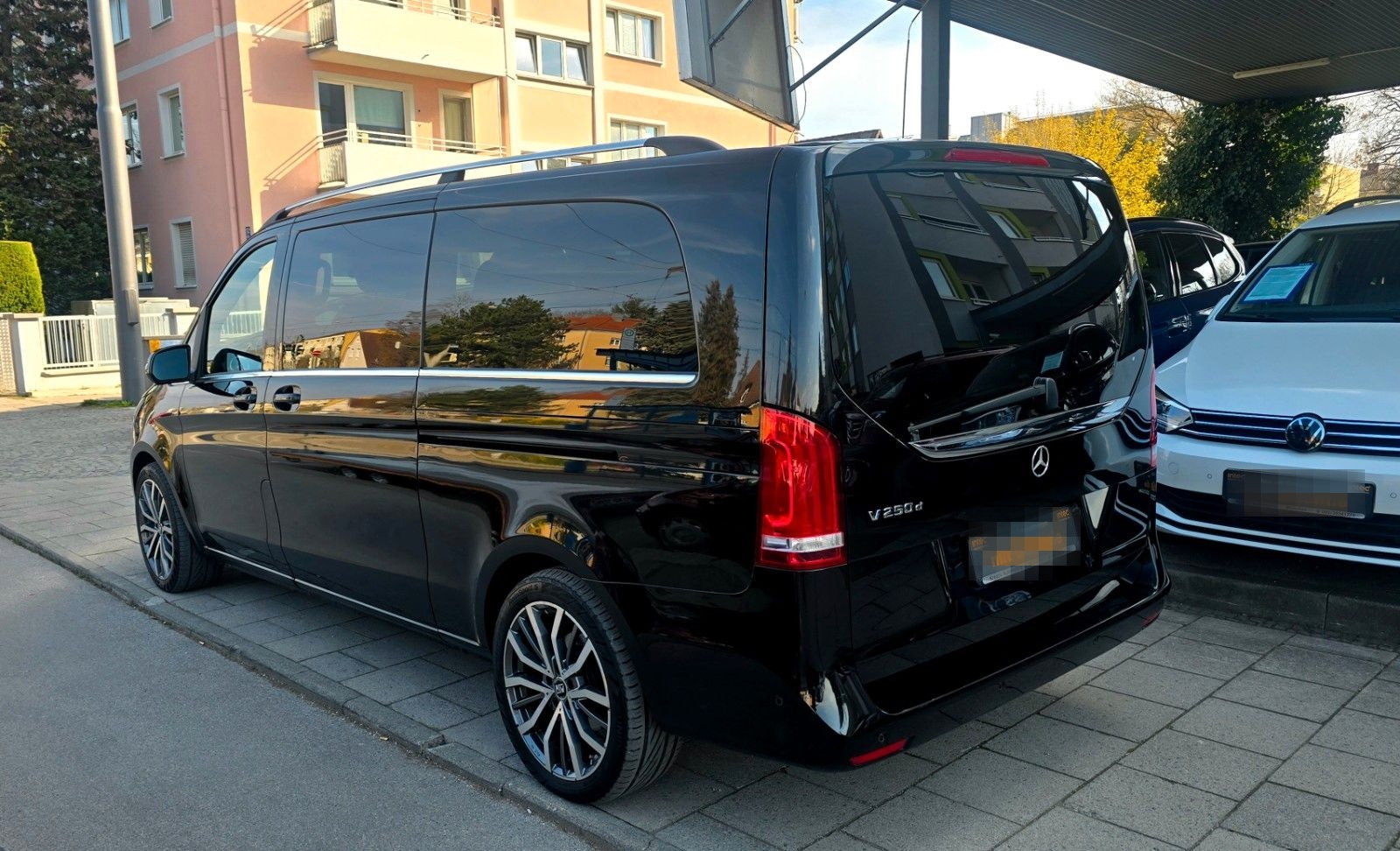 Mercedes-Benz V 250d Extra Lang Avantgarde 8-Sitzer foto 6