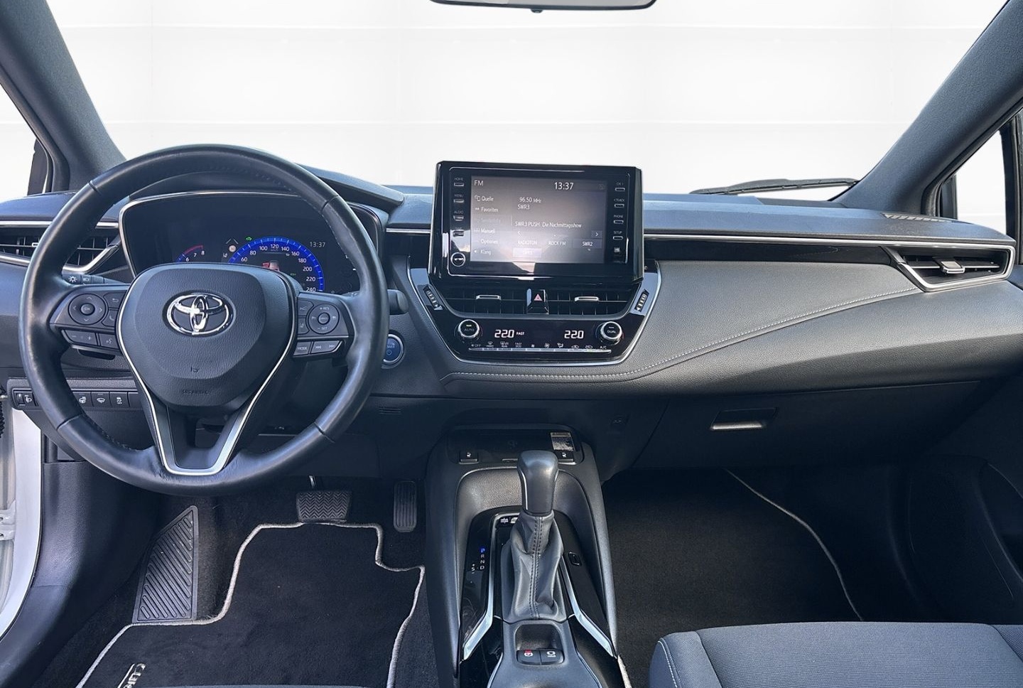 Toyota Corolla 2.0 Hybrid Club +Kamera +Sitzheizung +Ei foto 10