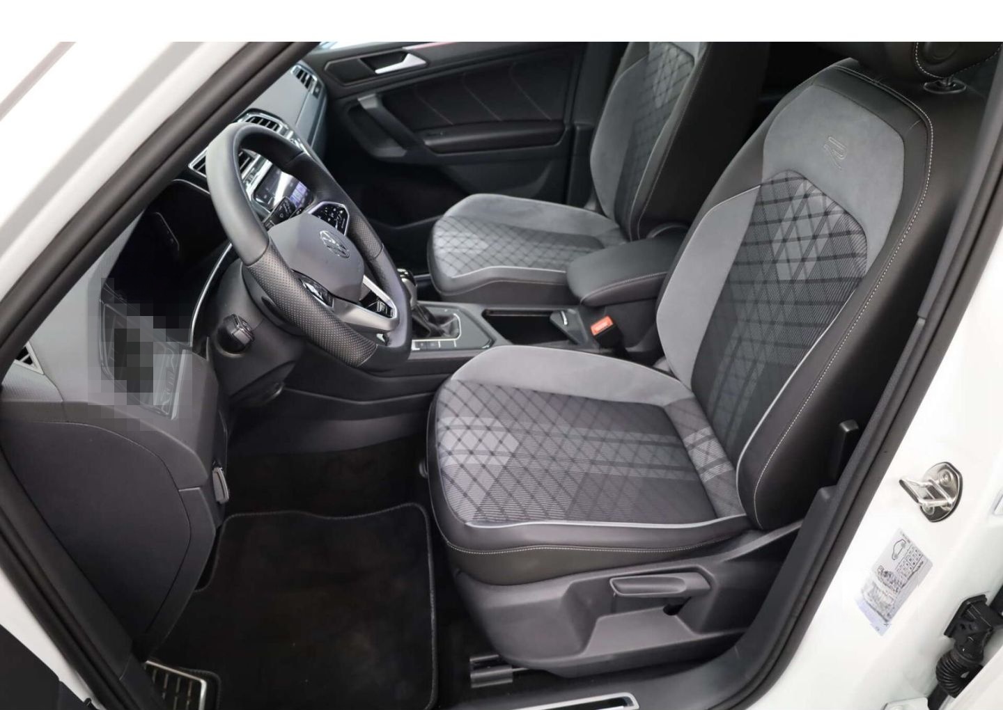 Volkswagen Tiguan 2.0 TDI SCR R-Line DSG AHK/LED/DAB/SH foto 6