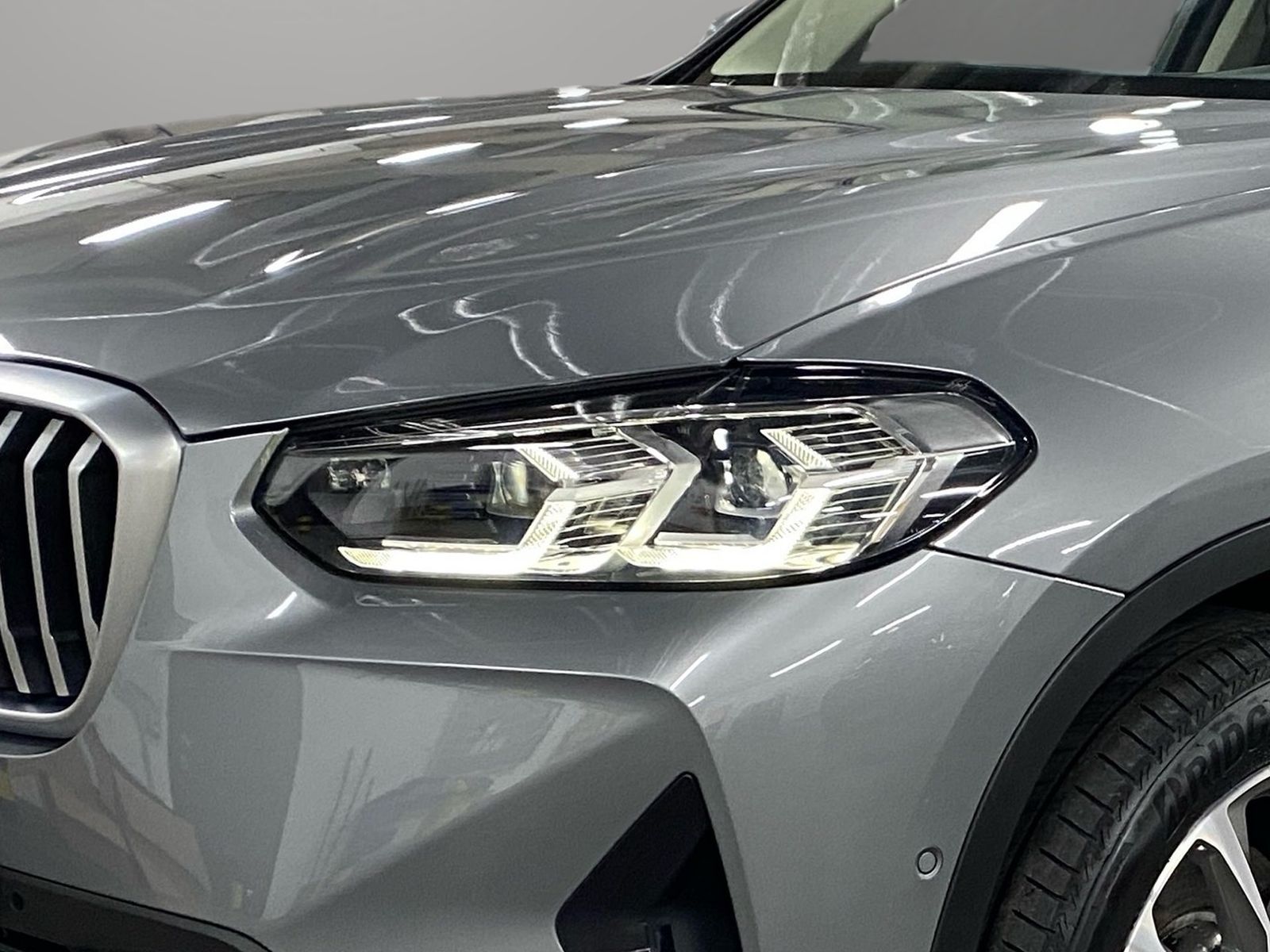 BMW X3 xDrive20d Standheizung Navi AHK Kamera HiFi foto 5