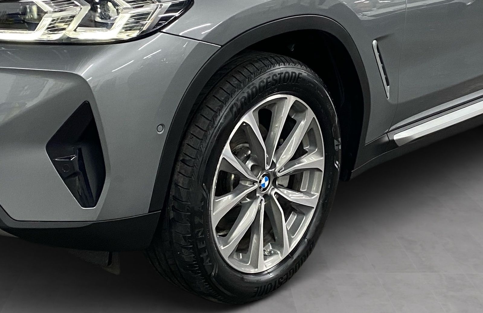BMW X3 xDrive20d Standheizung Navi AHK Kamera HiFi foto 6