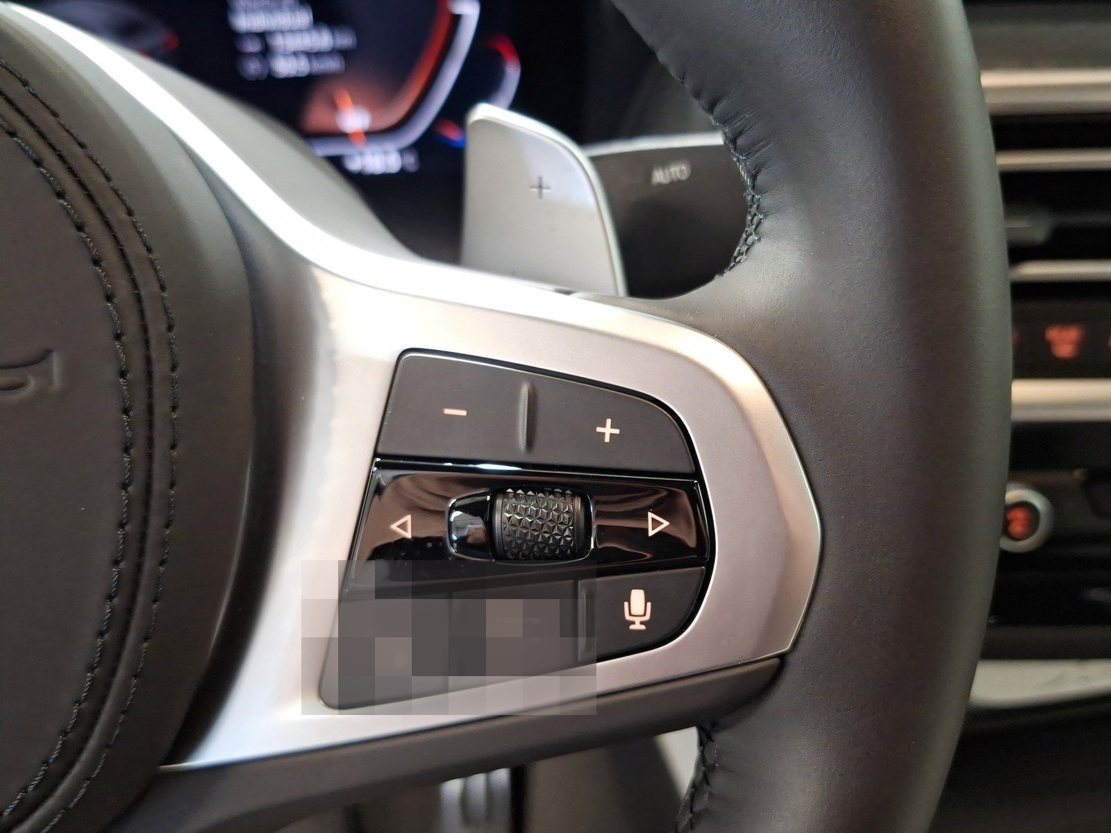BMW X4 xDrive20d M Sport Navi AHK Kamera HiFi LED foto 21