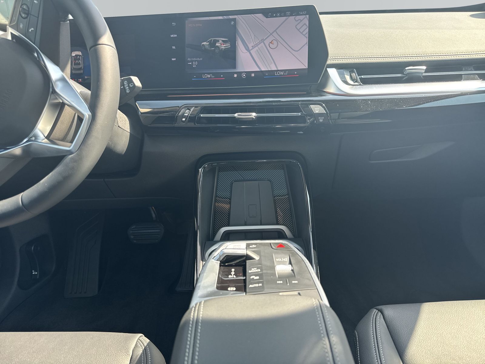 BMW X1 sDrive20i xLine*HiFi H&K*AHK*Pano*Memory*Komf foto 13