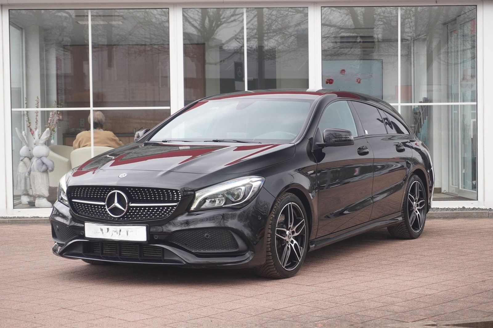 Mercedes-Benz CLA 220 SB AMG Line 4Matic LED Navi Totwinkel foto 2