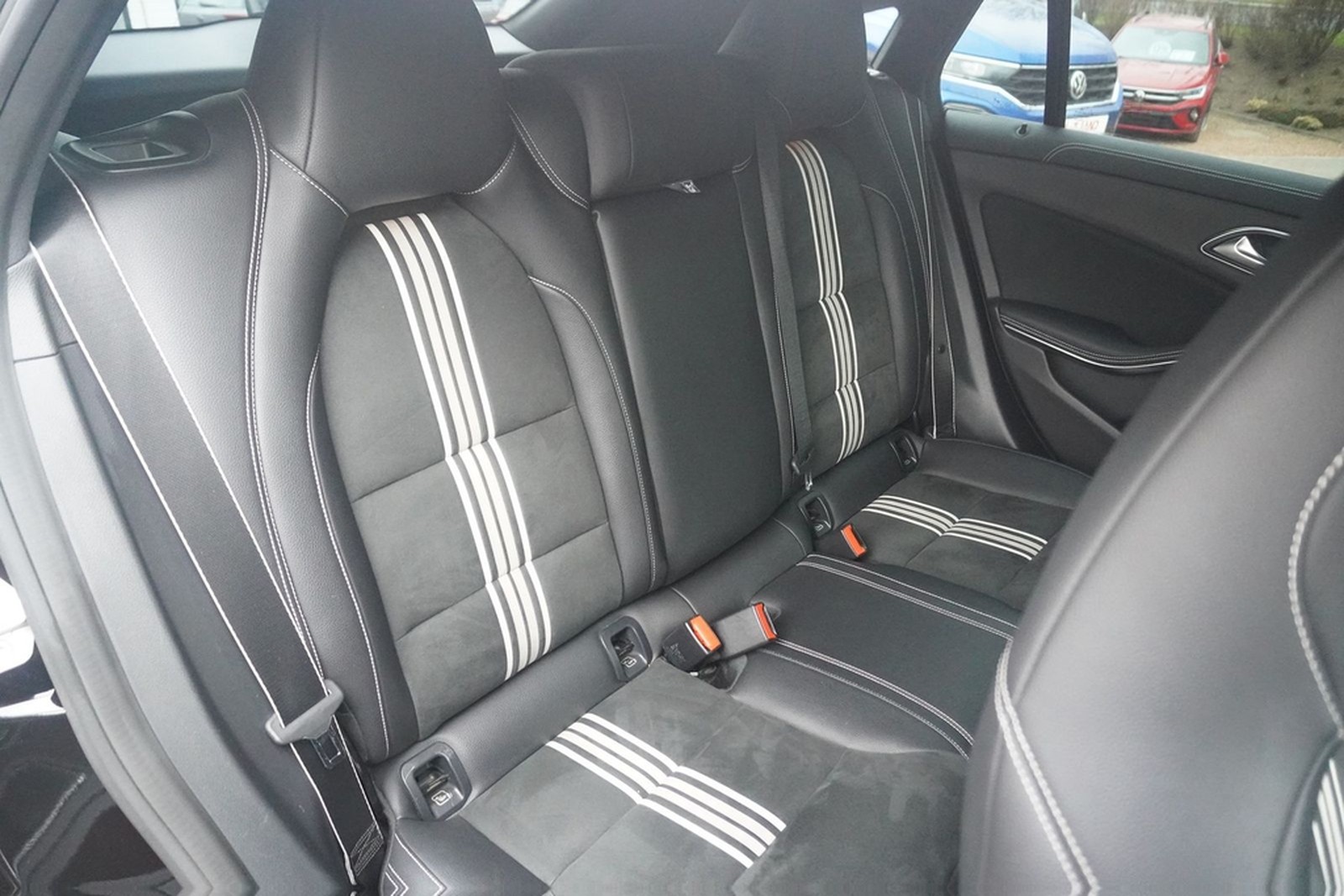 Mercedes-Benz CLA 220 SB AMG Line 4Matic LED Navi Totwinkel foto 31