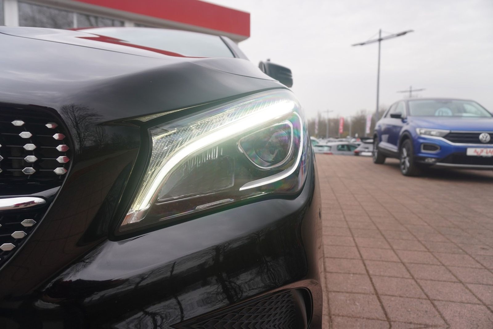 Mercedes-Benz CLA 220 SB AMG Line 4Matic LED Navi Totwinkel foto 35