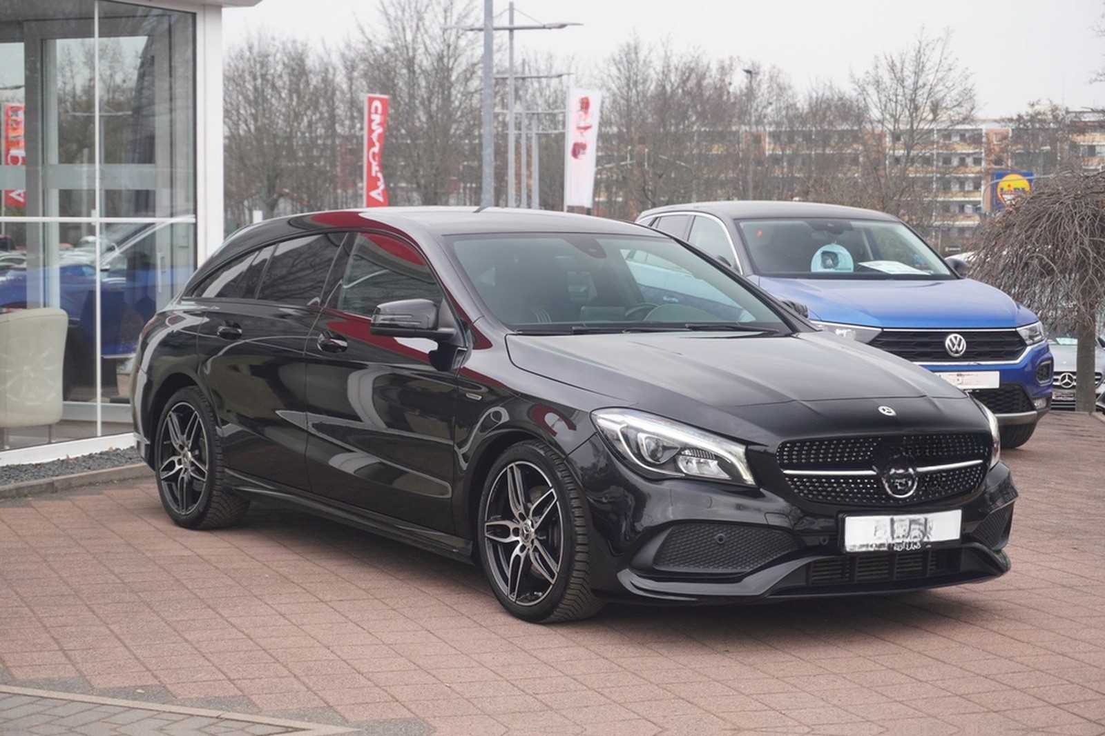 Mercedes-Benz CLA 220 SB AMG Line 4Matic LED Navi Totwinkel foto 5