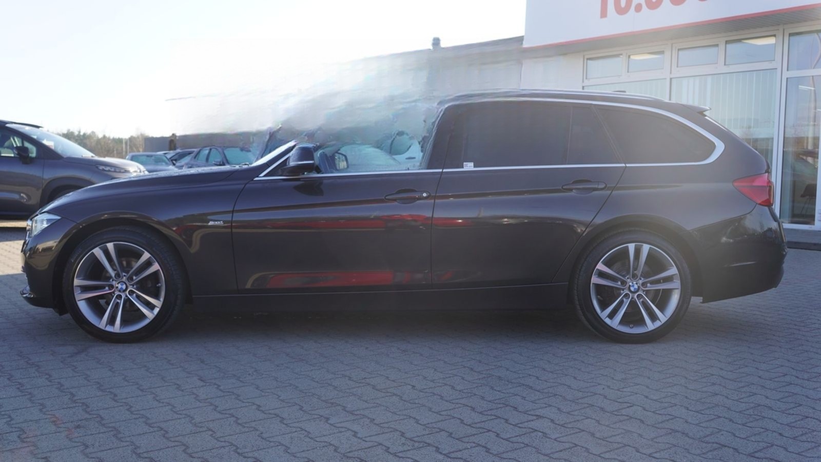 BMW 318d Touring Sport Line LED Panorama Head-Up AHK foto 3