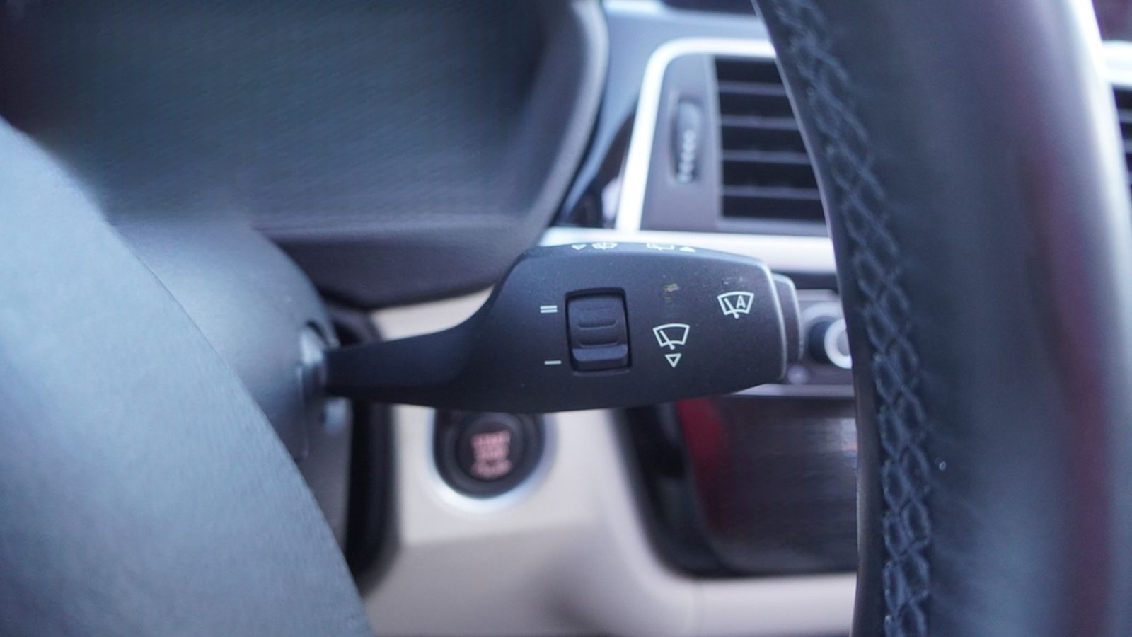 BMW 318d Touring Sport Line LED Panorama Head-Up AHK foto 21