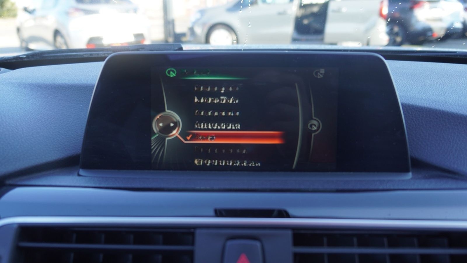 BMW 318d Touring Sport Line LED Panorama Head-Up AHK foto 23