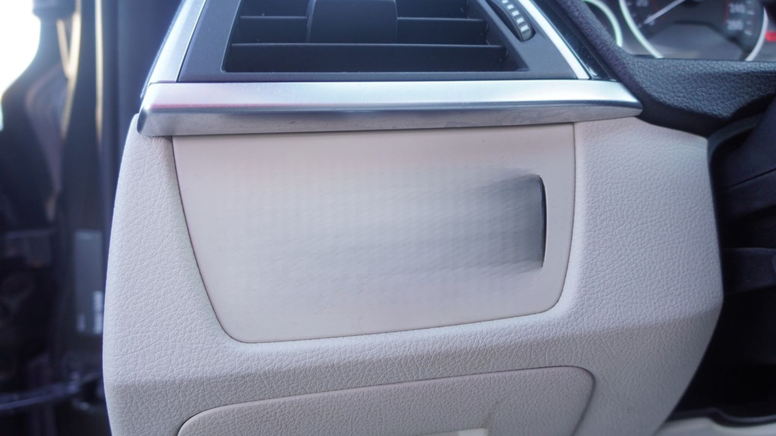 BMW 318d Touring Sport Line LED Panorama Head-Up AHK foto 29