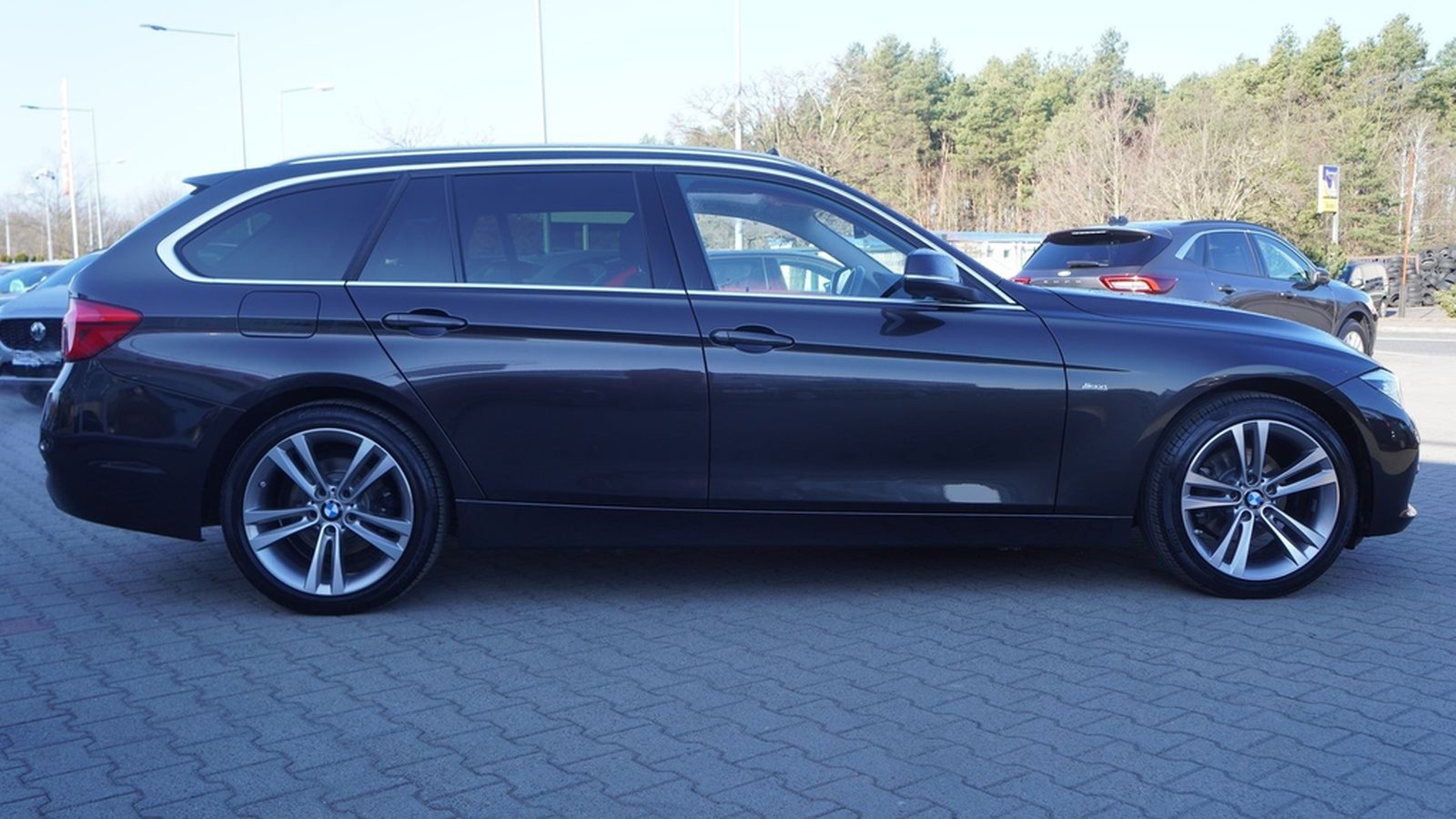 BMW 318d Touring Sport Line LED Panorama Head-Up AHK foto 10