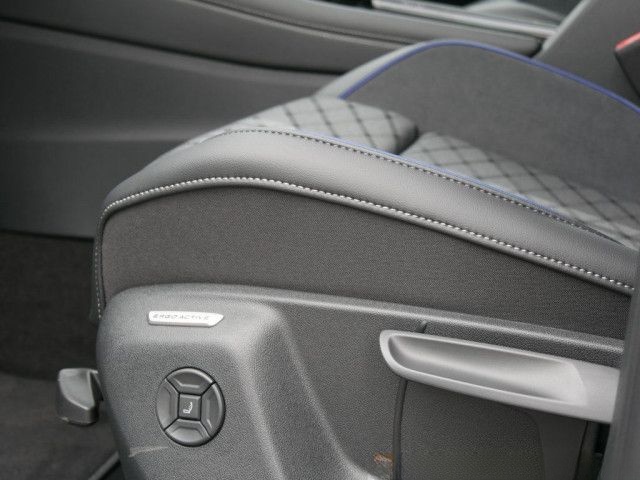 Volkswagen Tiguan R-Line 1.5 TSI DSG eHybrid AHK IQ.LIGHT D foto 12