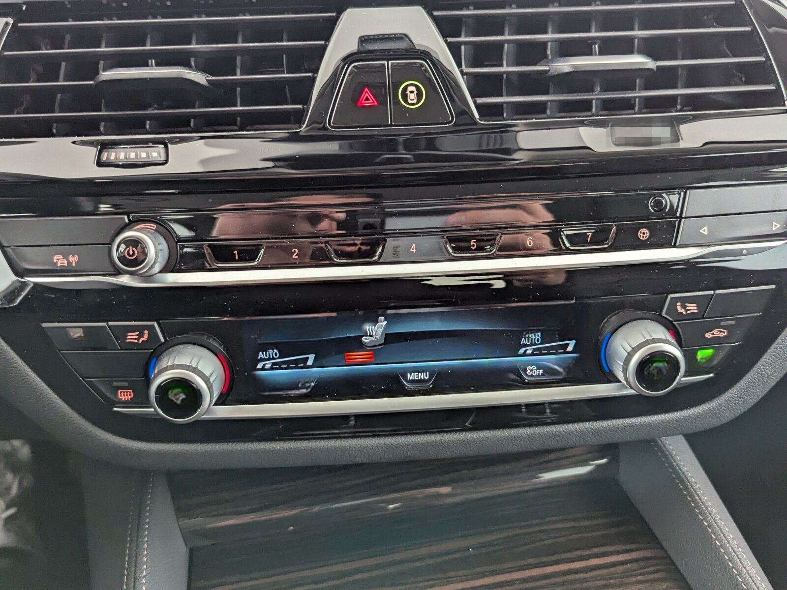 BMW 520 d Mild Hybrid Luxury Line LEDER+LED+NAVI+SHZ foto 24