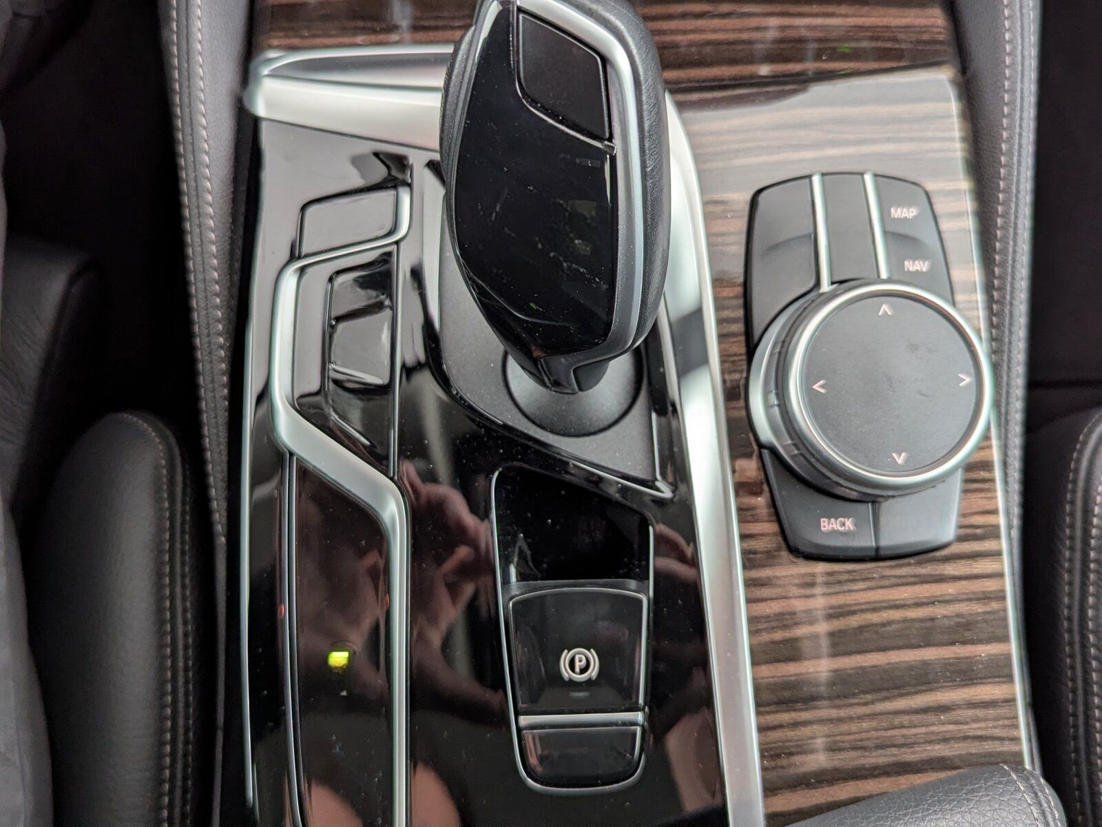 BMW 520 d Mild Hybrid Luxury Line LEDER+LED+NAVI+SHZ foto 25