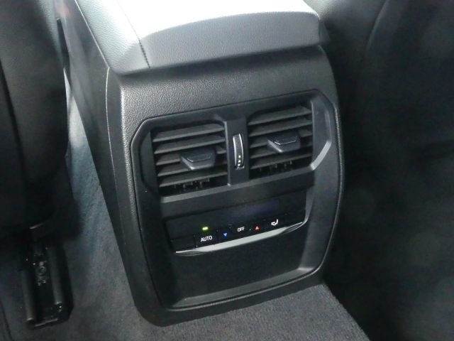BMW 318 i Tour M Sportp. AHK°ACC*18"-Ad.LED°el.Sitze foto 12