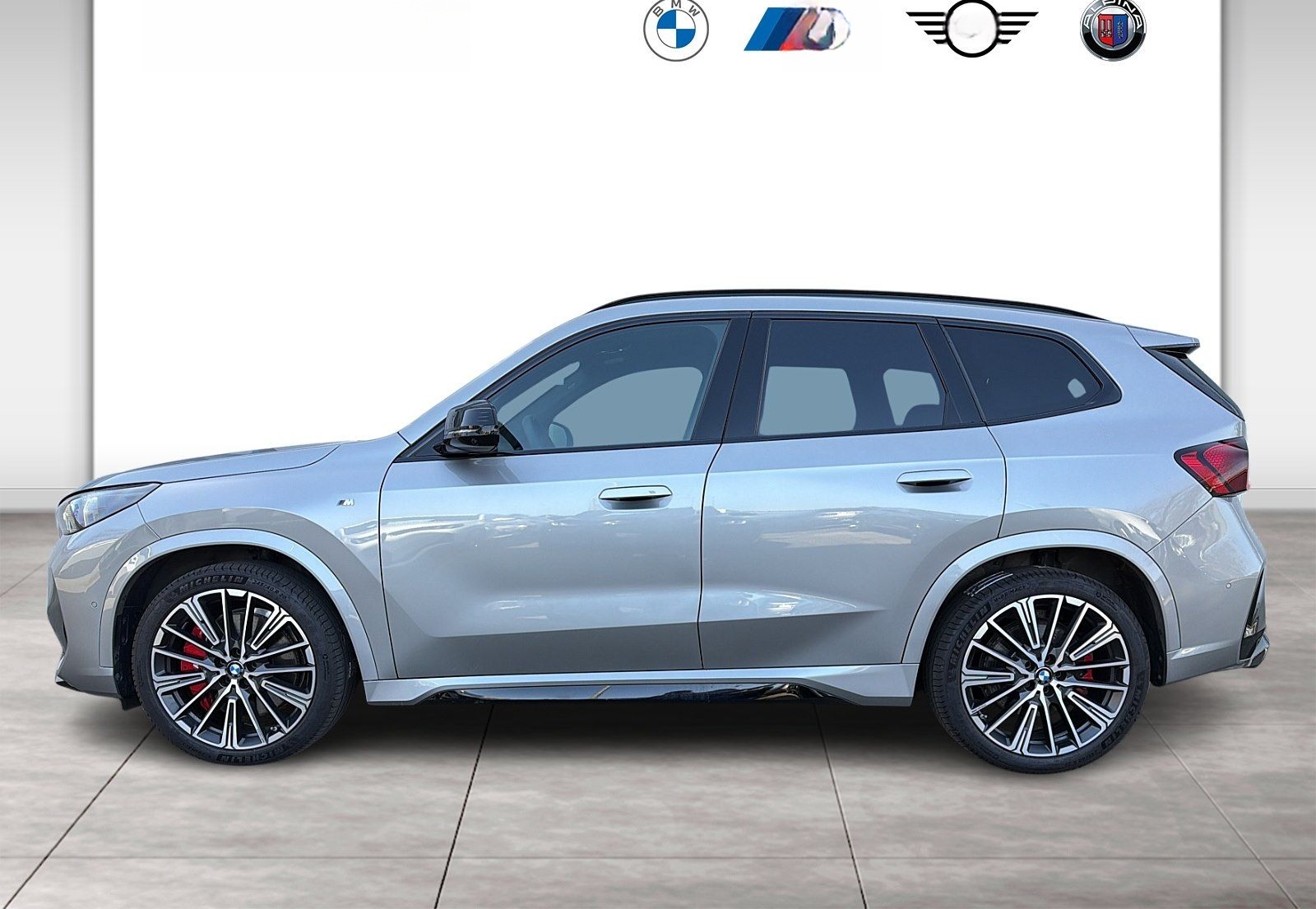 BMW X1 M35i xDrive M Sport PRO Pano 20'" HUD adapt.  foto 3