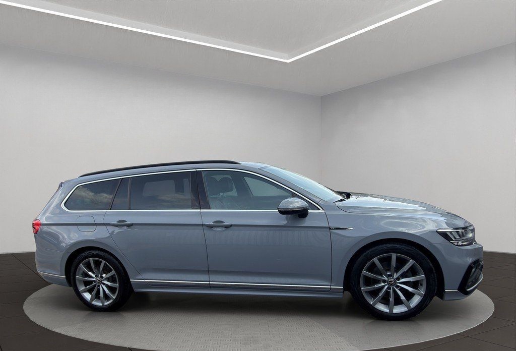 Volkswagen Passat Variant 2.0 TDI DSG Business ACC Navi AHK foto 7