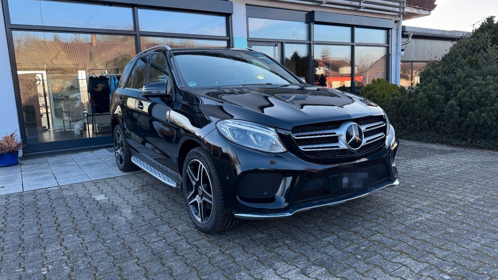 Mercedes-Benz GLE 350 AMG l AHK l Distro l 8-Fach l 360 Kamera foto 4