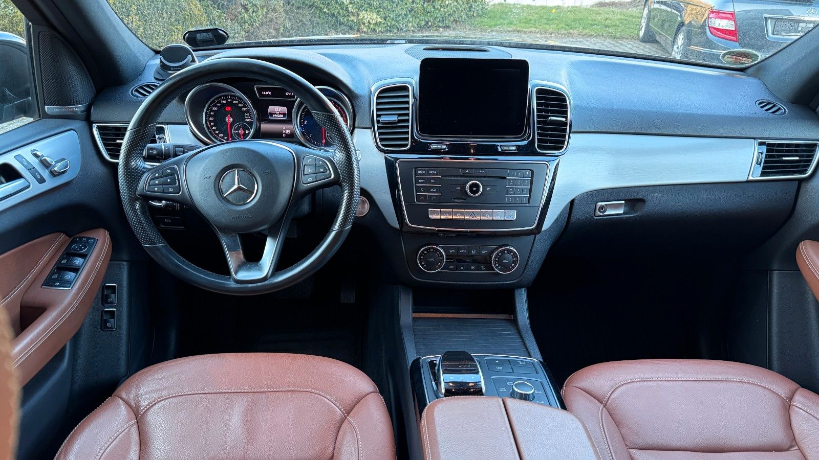 Mercedes-Benz GLE 350 AMG l AHK l Distro l 8-Fach l 360 Kamera foto 9
