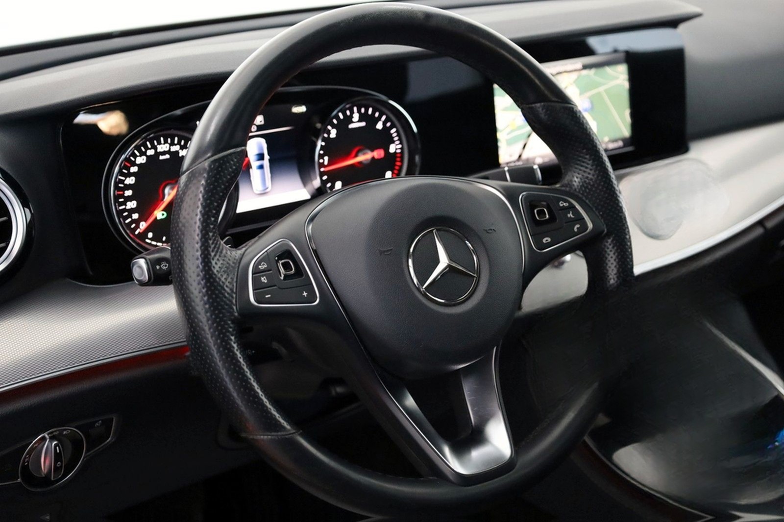 Mercedes-Benz E 220d T T.Leder,Navi,LED,SD,Kamera,SH,PDC,SR+WR foto 11