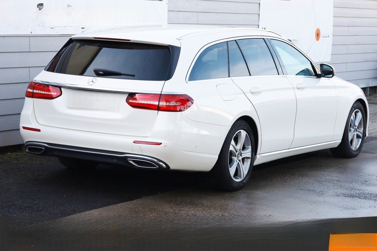 Mercedes-Benz E 220d T T.Leder,Navi,LED,SD,Kamera,SH,PDC,SR+WR foto 16