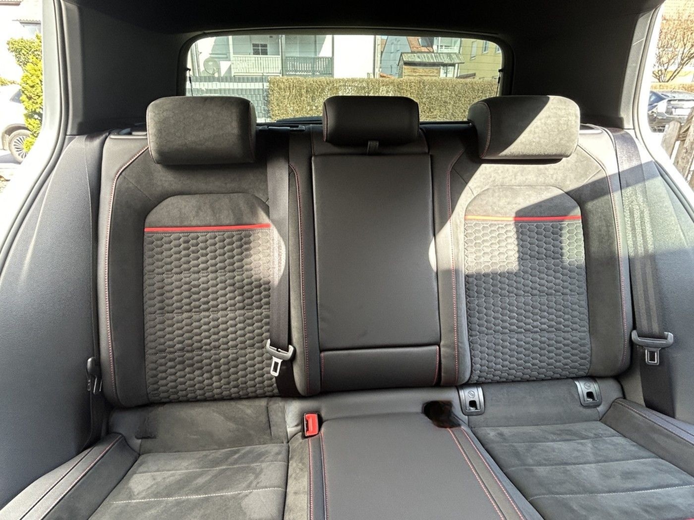 Volkswagen Golf 2.0 TSI GTI Performance, DSG, Panoramadach foto 15