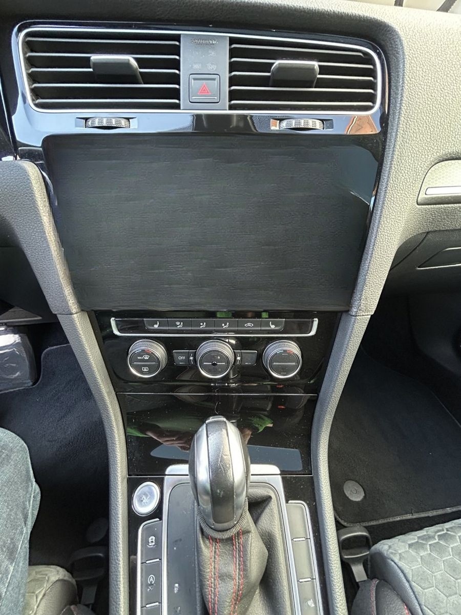 Volkswagen Golf 2.0 TSI GTI Performance, DSG, Panoramadach foto 10