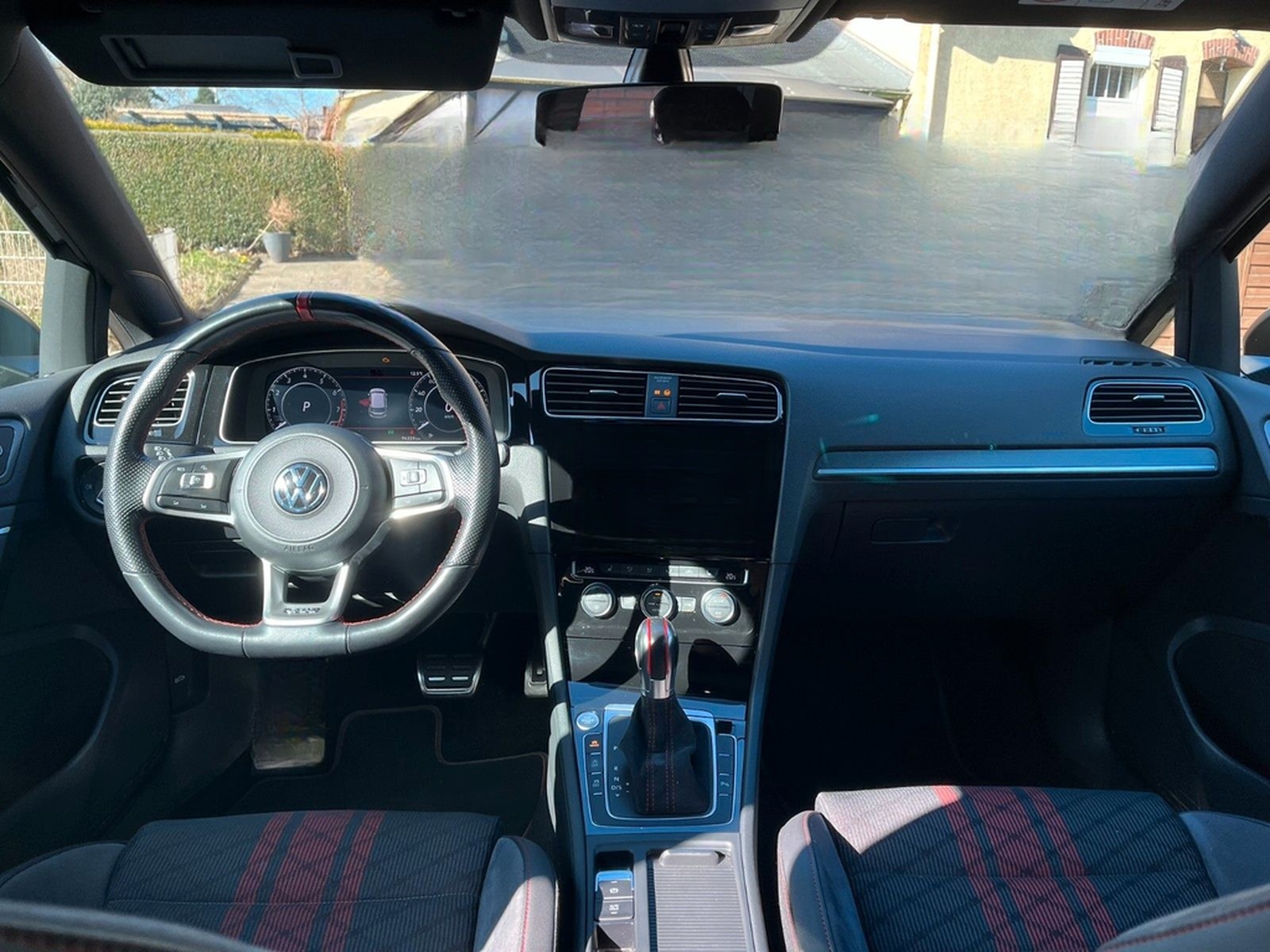Volkswagen Golf 2.0 GTI TCR, Reifnitz, Akrapovic, Vmax frei foto 9