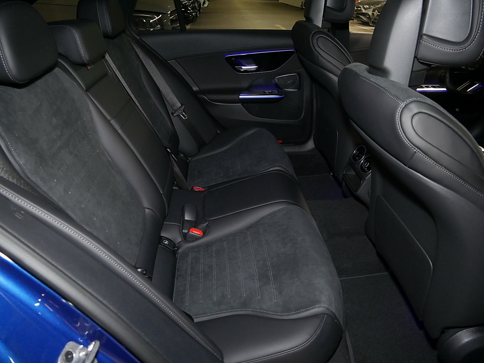 Mercedes-Benz C 200 d T-Modell AMG MBUX Ambiente LED Pano SHD foto 6