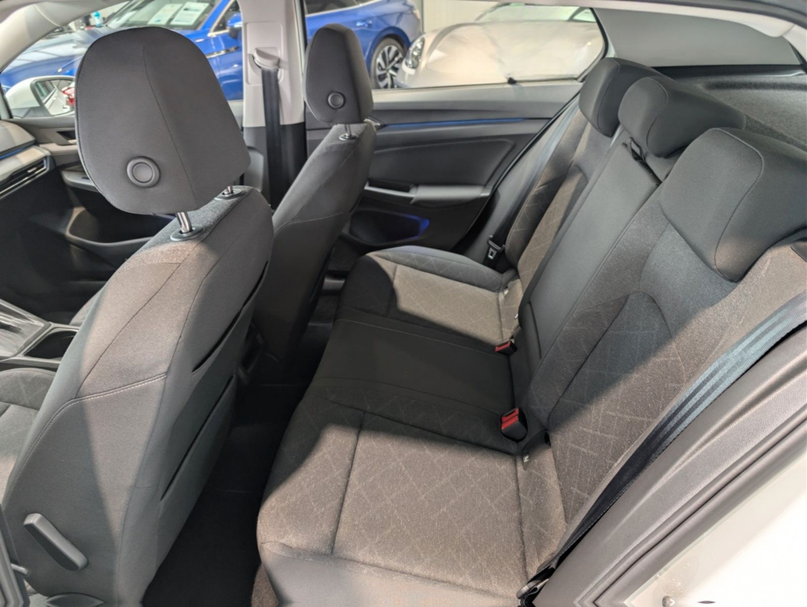 Volkswagen Golf 2.0 TDI SCR DSG Life foto 8