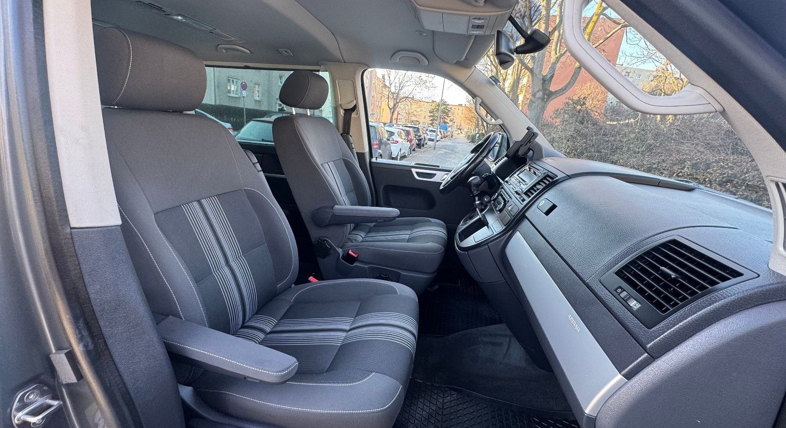 Volkswagen T5  Mulitvan Match.ATM-7.Sitzer.AHK foto 12