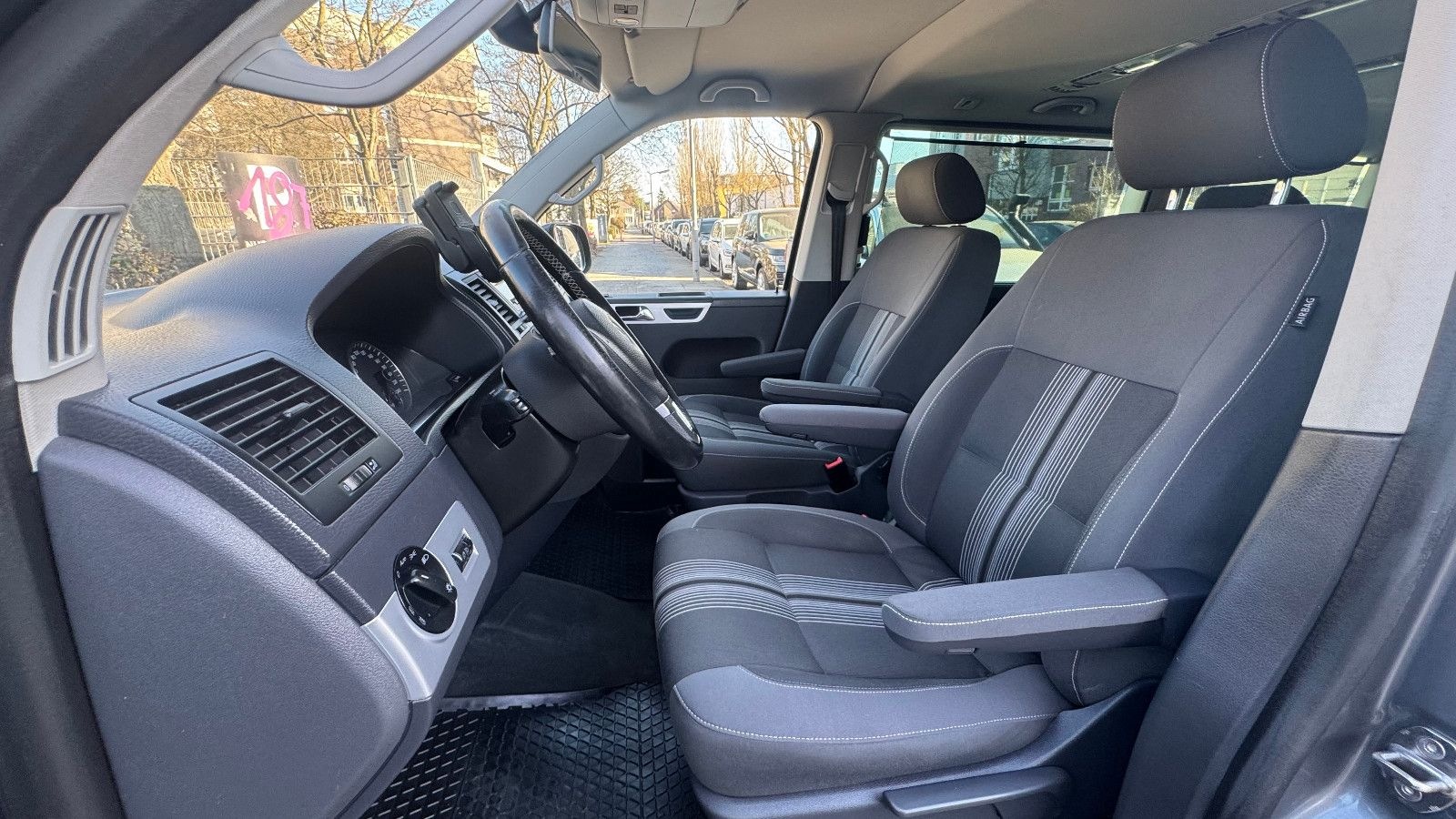 Volkswagen T5  Mulitvan Match.ATM-7.Sitzer.AHK foto 16
