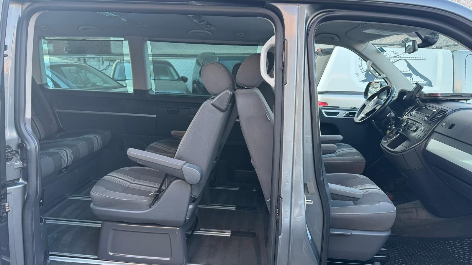 Volkswagen T5  Mulitvan Match.ATM-7.Sitzer.AHK foto 10