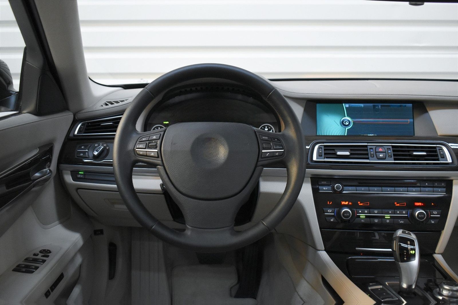 BMW 740d xDrive+1.Hand+Bi-Xenon+Kamera+Memory+AHK foto 21