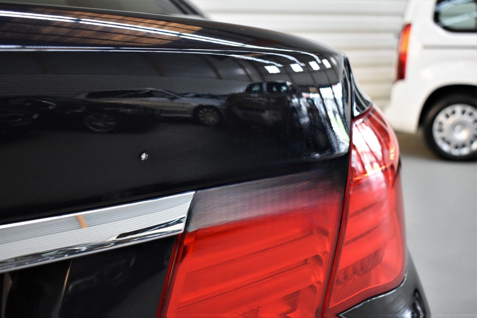 BMW 740d xDrive+1.Hand+Bi-Xenon+Kamera+Memory+AHK foto 29