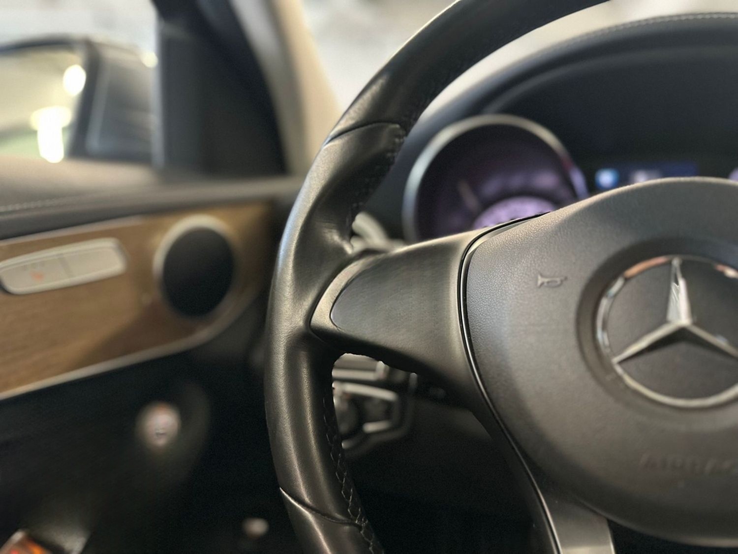 Mercedes-Benz C 200  CGI Exclusive *LED*AHK*TEMP*NAVI* foto 14