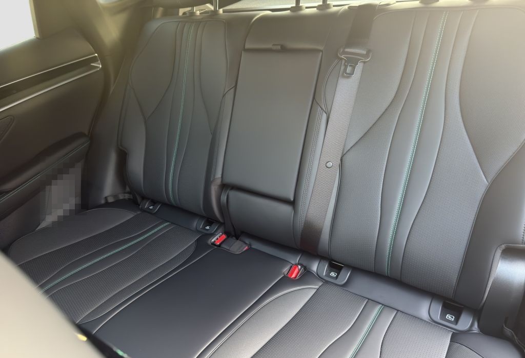 BYD SEAL U DM-i AWD Design foto 11