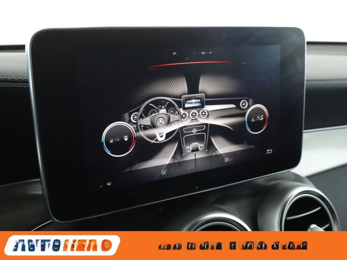 Mercedes-Benz GLC 250 4Matic AMG Line Aut. *DESIGNO*LED*ACC* foto 23