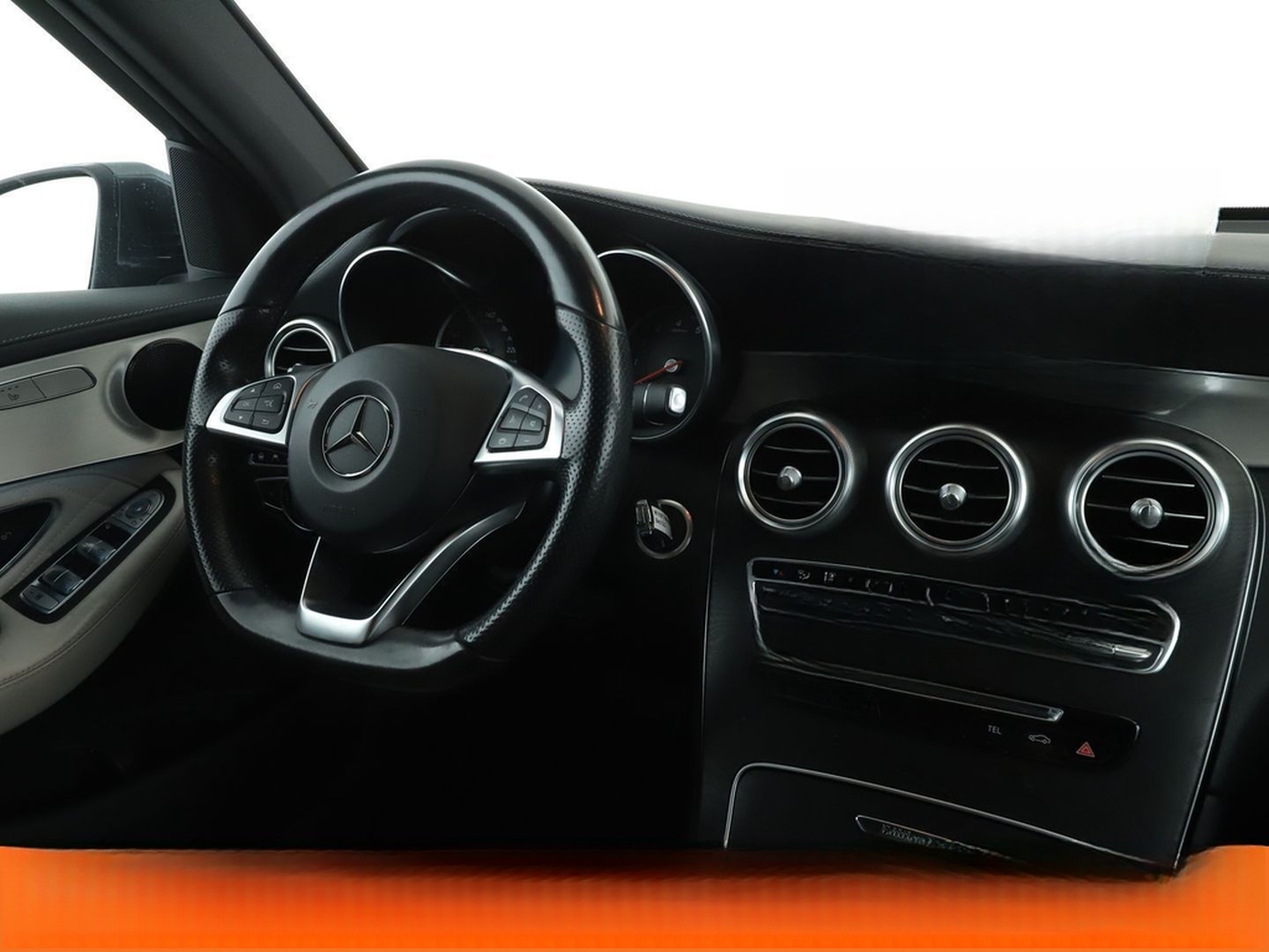 Mercedes-Benz GLC 250 4Matic AMG Line Aut. *DESIGNO*LED*ACC* foto 10
